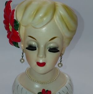 Vtg 1961 Inarco Blonde Girl Christmas Head Vase Poinsettia Necklace Earrings